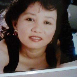 Meet your Posher, Evangeline tolentino